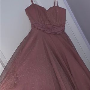 PRETTY PINK SPARKLY DRESS